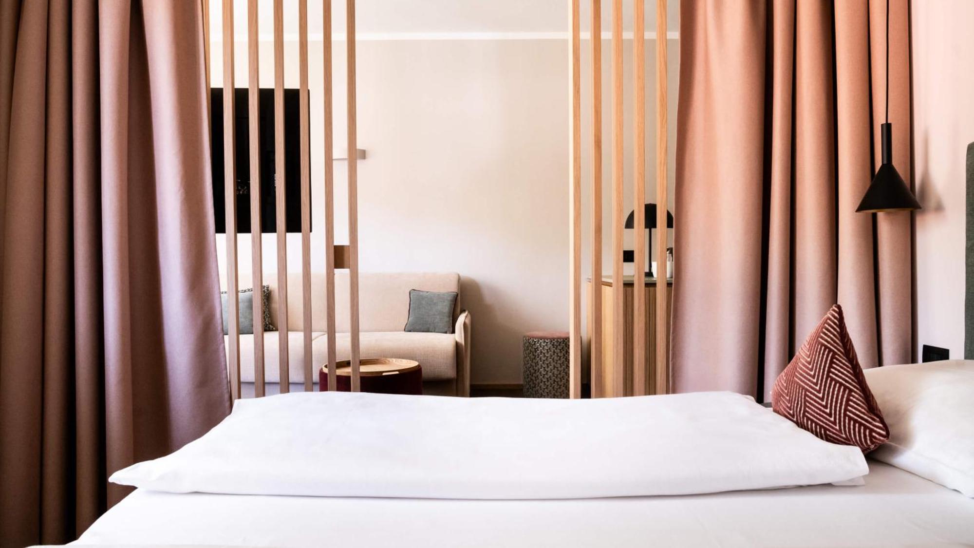Flora Hotel & Suites 메라노 외부 사진